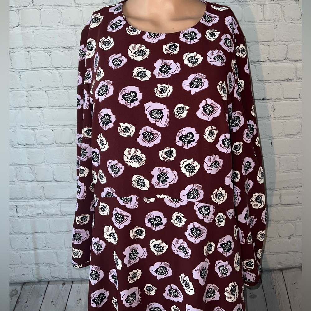 Ann Taylor Loft Dark Purple, White & Black floral dress size 8 - Picture 2 of 10